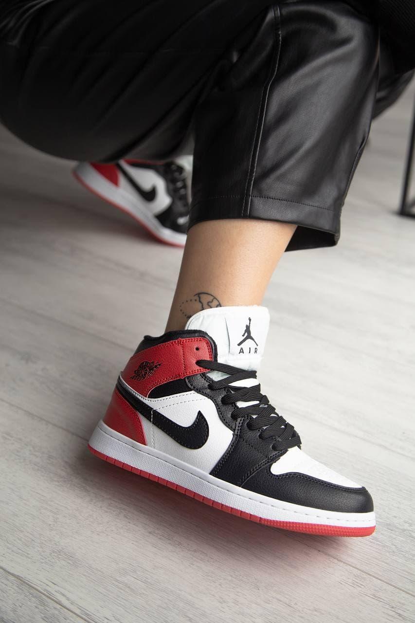 Nike Air Jordan 1 Retro Mid Red White Black Fur