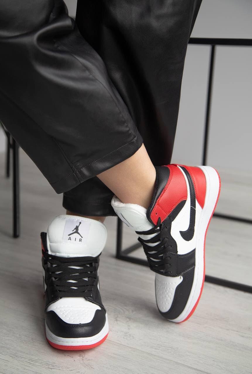 Nike Air Jordan 1 Retro Mid Red White Black Fur