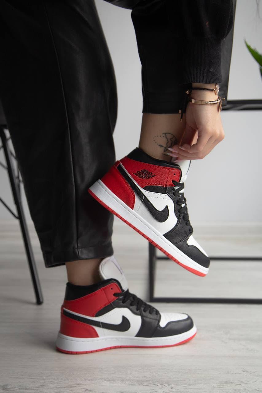 Nike Air Jordan 1 Retro Mid Red White Black Fur