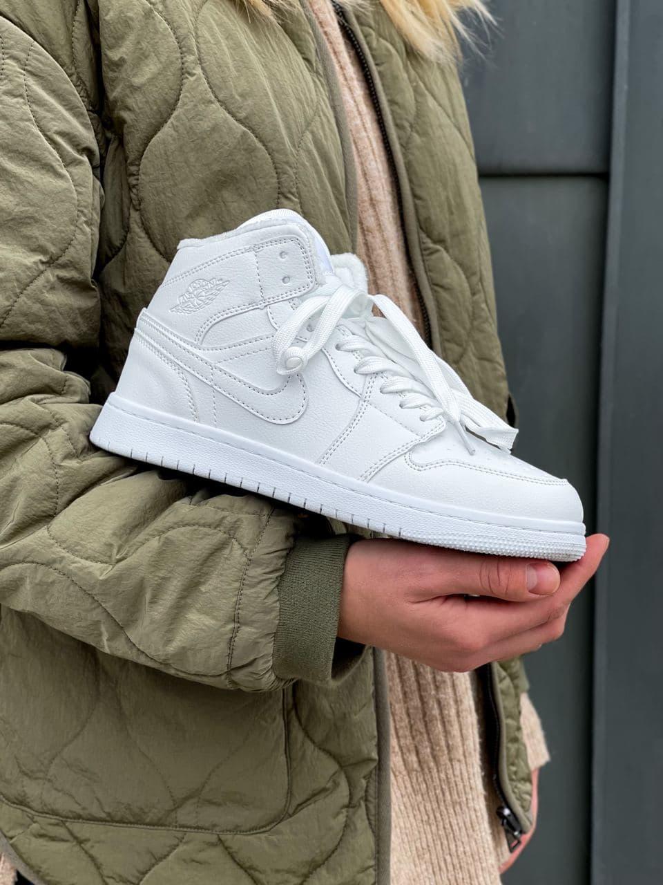 Nike Air Jordan Retro 1 High Triple White Fur