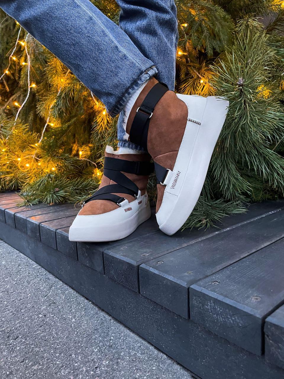 Ugg Classic Boom Buckle Chestnut