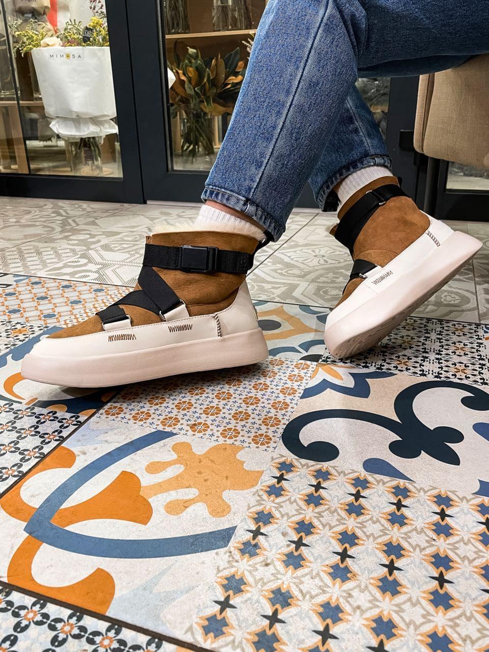 Ugg Classic Boom Buckle Chestnut