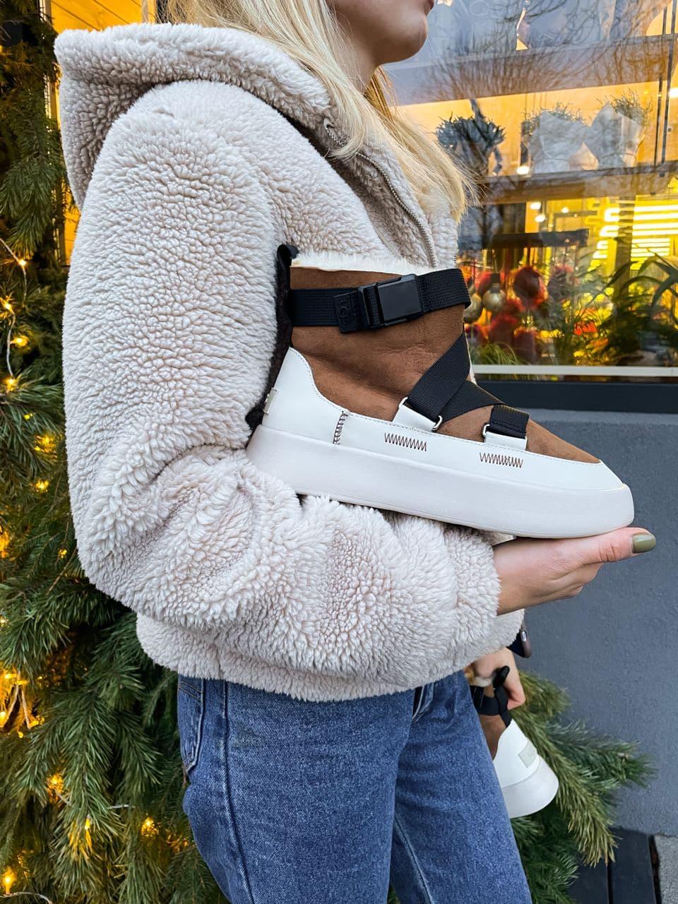 Ugg Classic Boom Buckle Chestnut