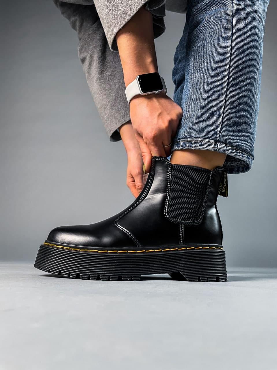 Dr. Martens Chelsea Black