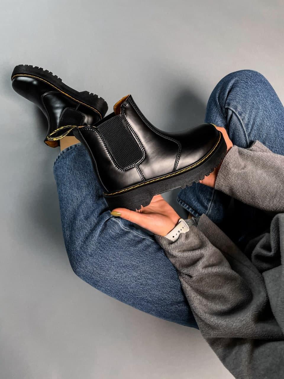Dr. Martens Chelsea Black