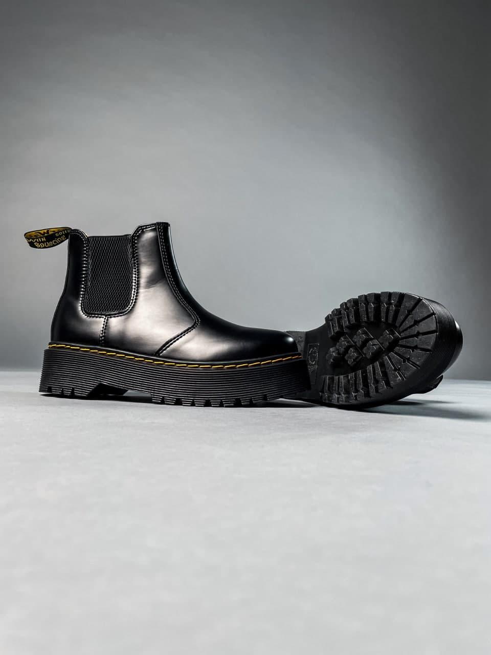 Dr. Martens Chelsea Black