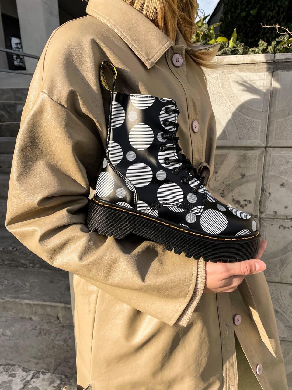 Dr. Martens Jadon Polka Black