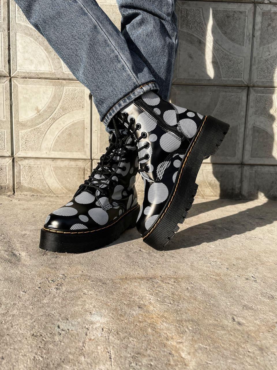 Dr. Martens Jadon Polka Black