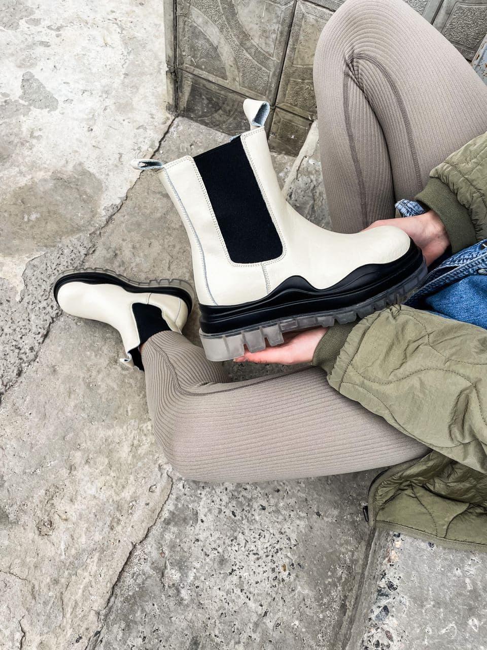 Bottega Veneta Beige Sole
