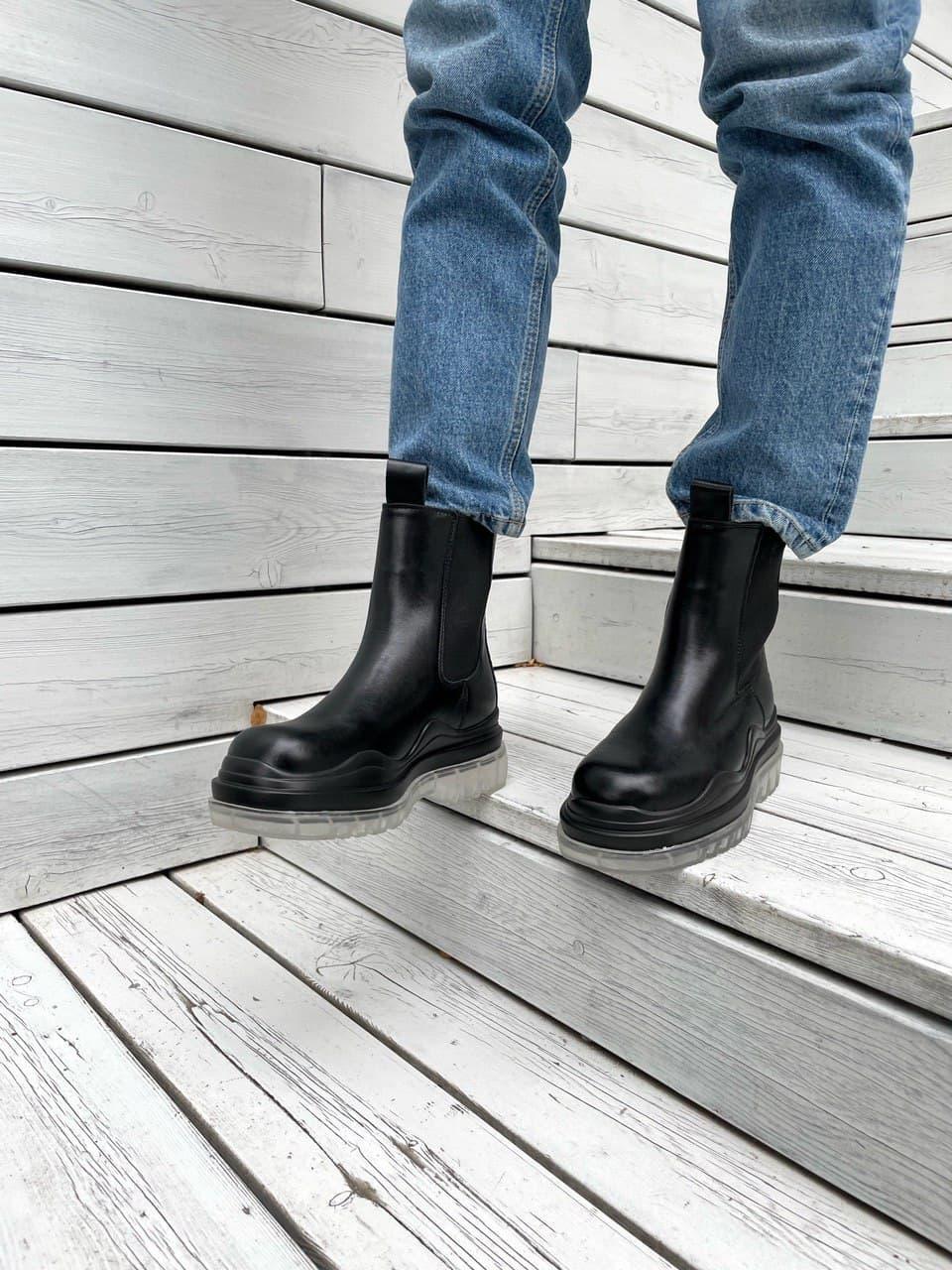 Bottega Veneta Black Sole