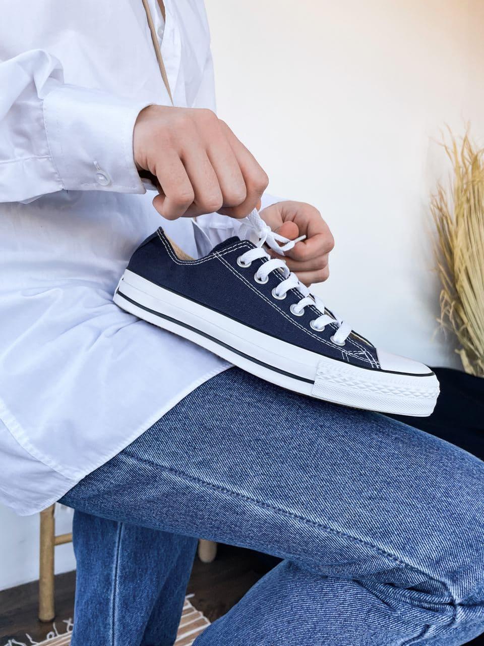Converse Low Navy Blue