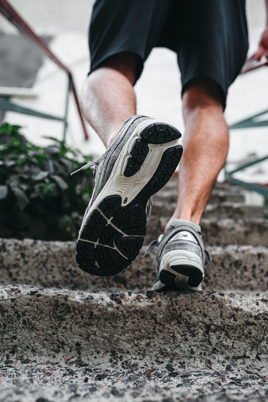 NB New Balance 2002R Grey