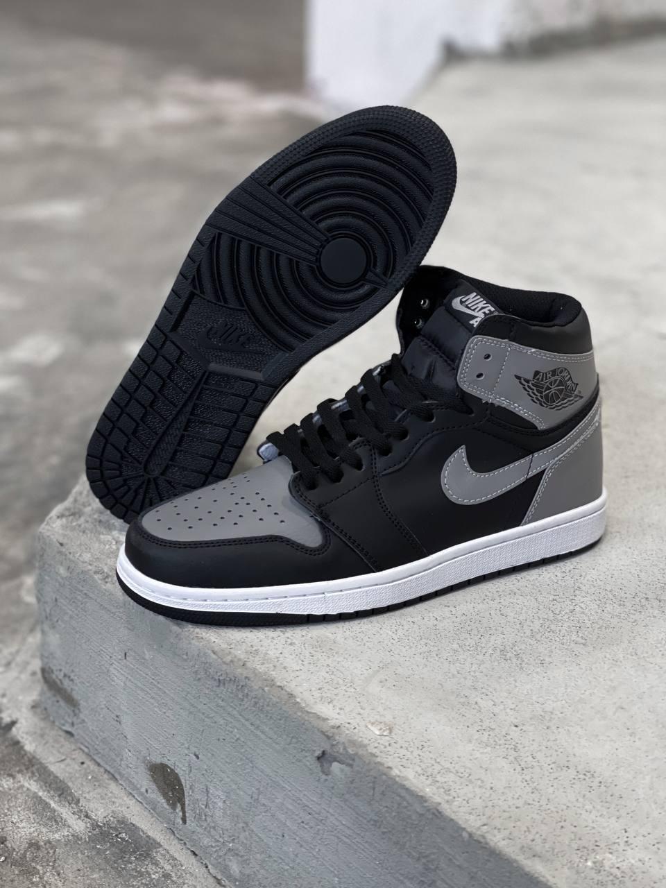Nike Air Jordan 1 Retro High Black Grey