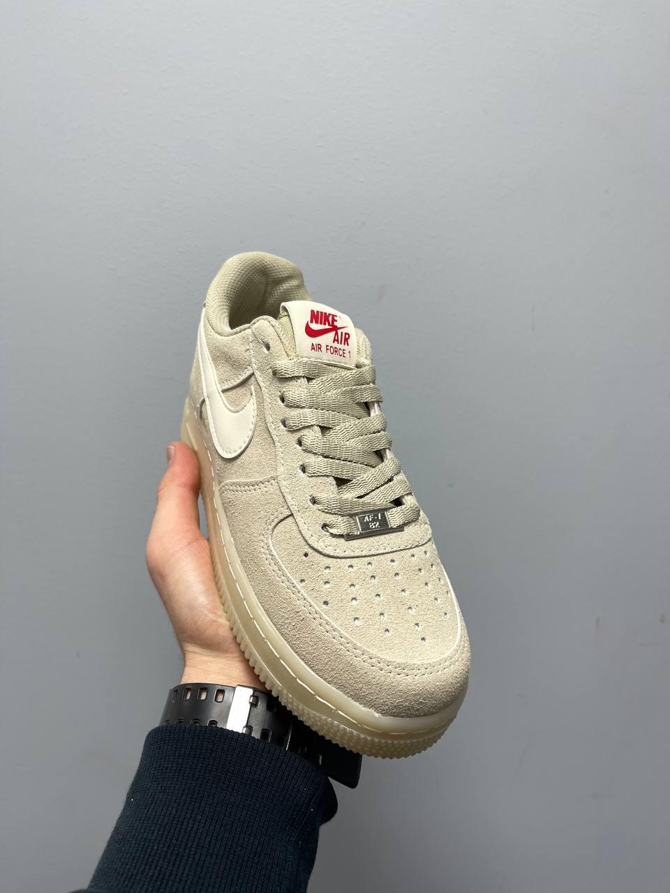 Nike Air Force Low Beige