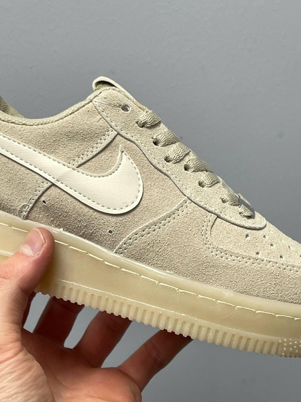 Nike Air Force Low Beige