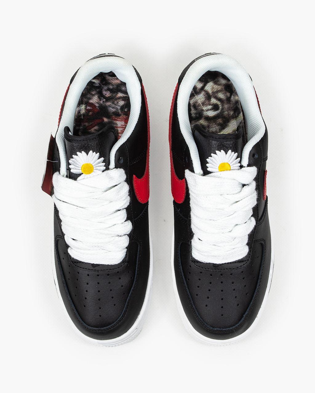 Nike Air Force 1 x Peaceminusone