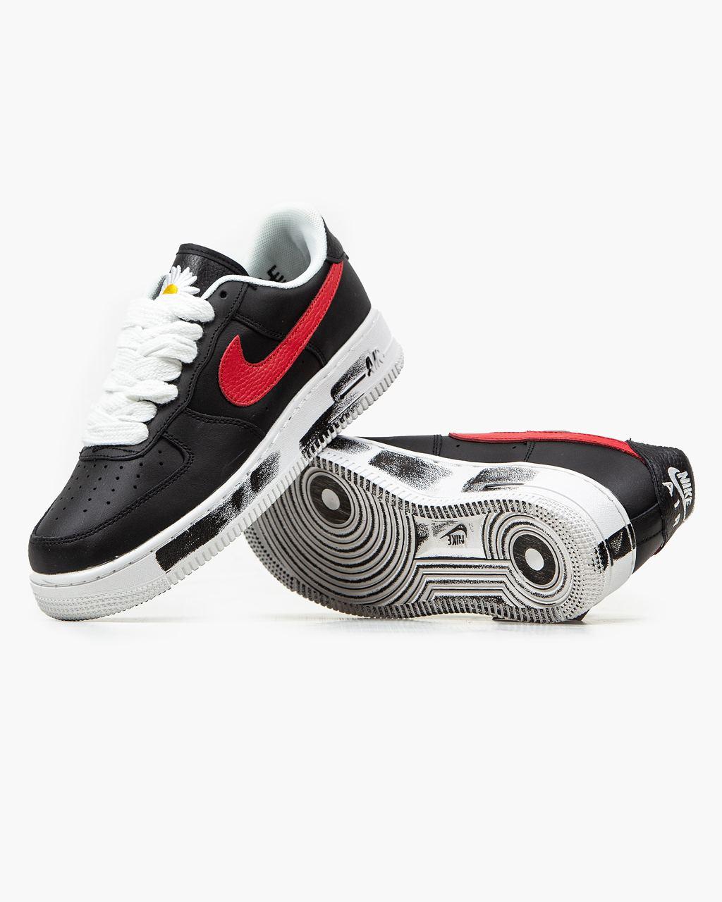 Nike Air Force 1 x Peaceminusone