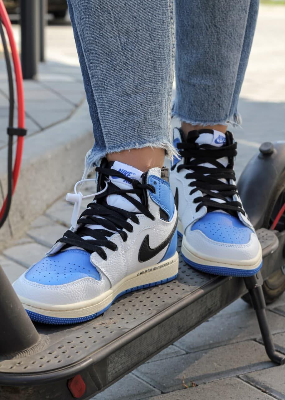 Air Jordan Retro 1 Hihg x Fragment x Trawis Scott
