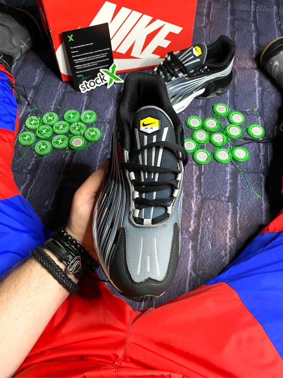 Nike Air Max Plus TN Black White 1