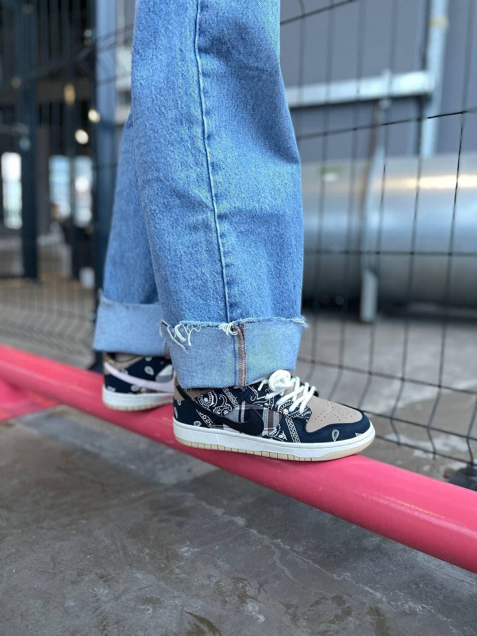 Nike SB Dunk Low x Travis Scott Cactus Jack Blue Brown
