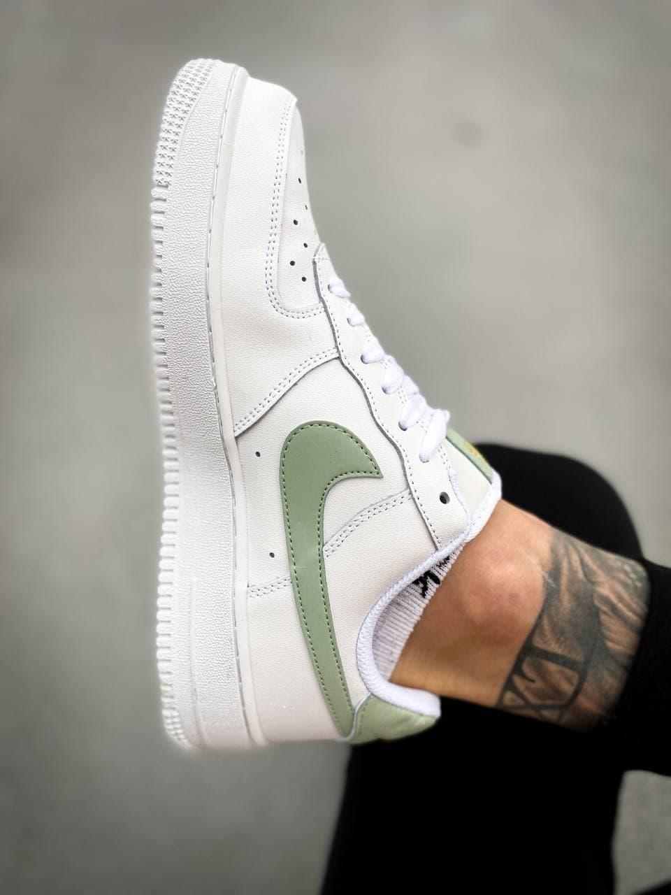 Nike Air Force 1 Low '07 Essential Green