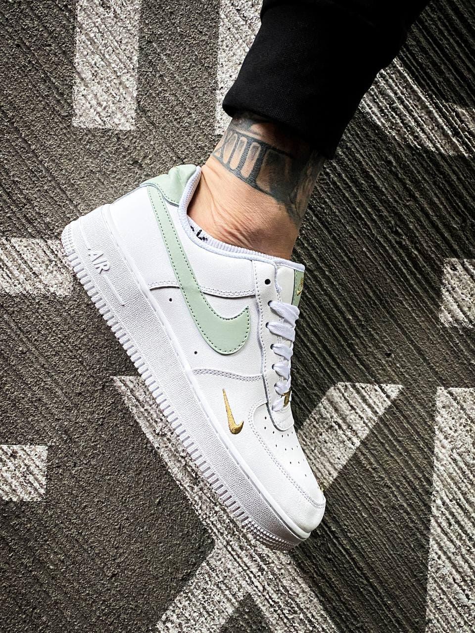 Nike Air Force 1 Low '07 Essential Green