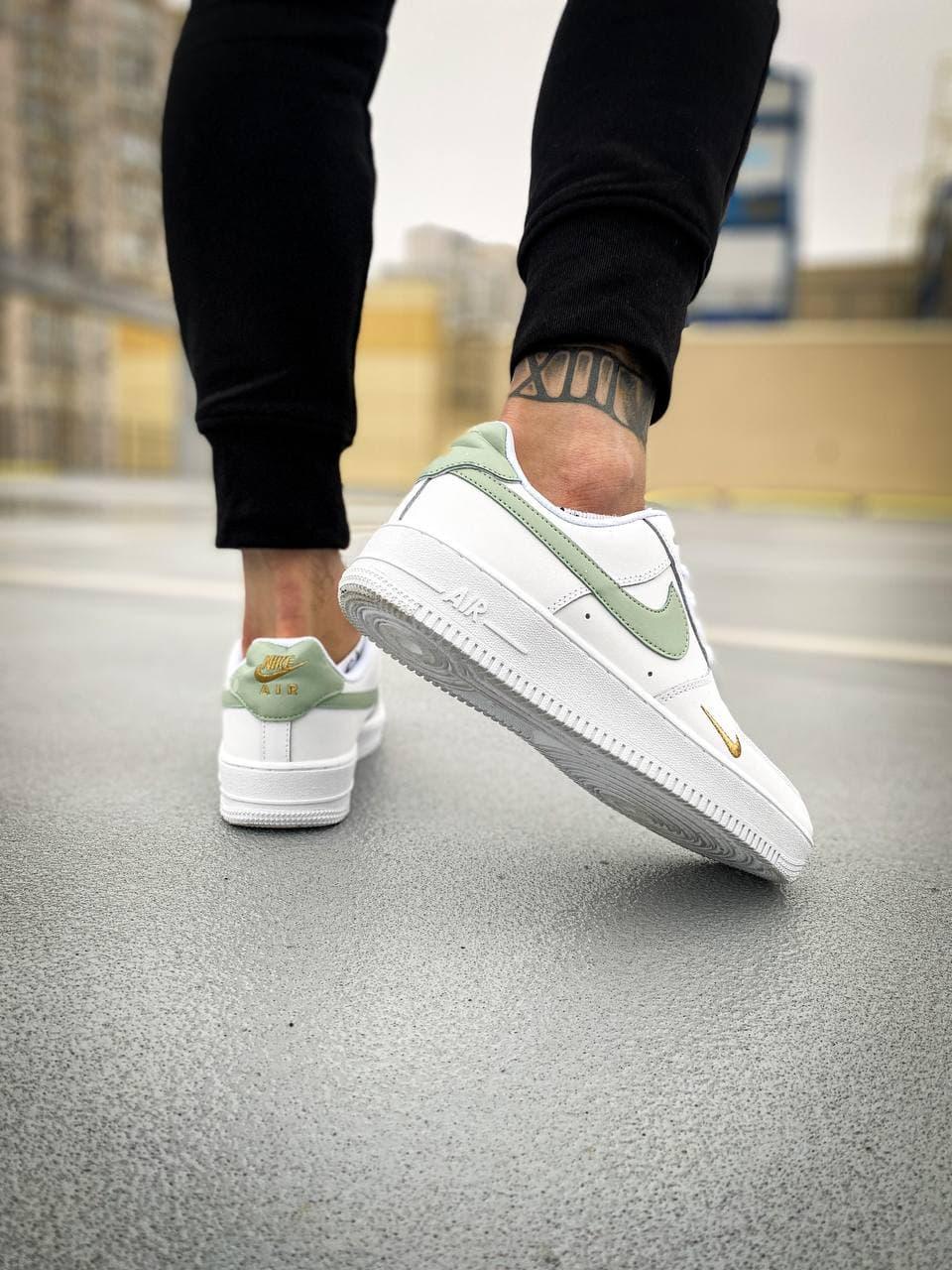 Nike Air Force 1 Low '07 Essential Green
