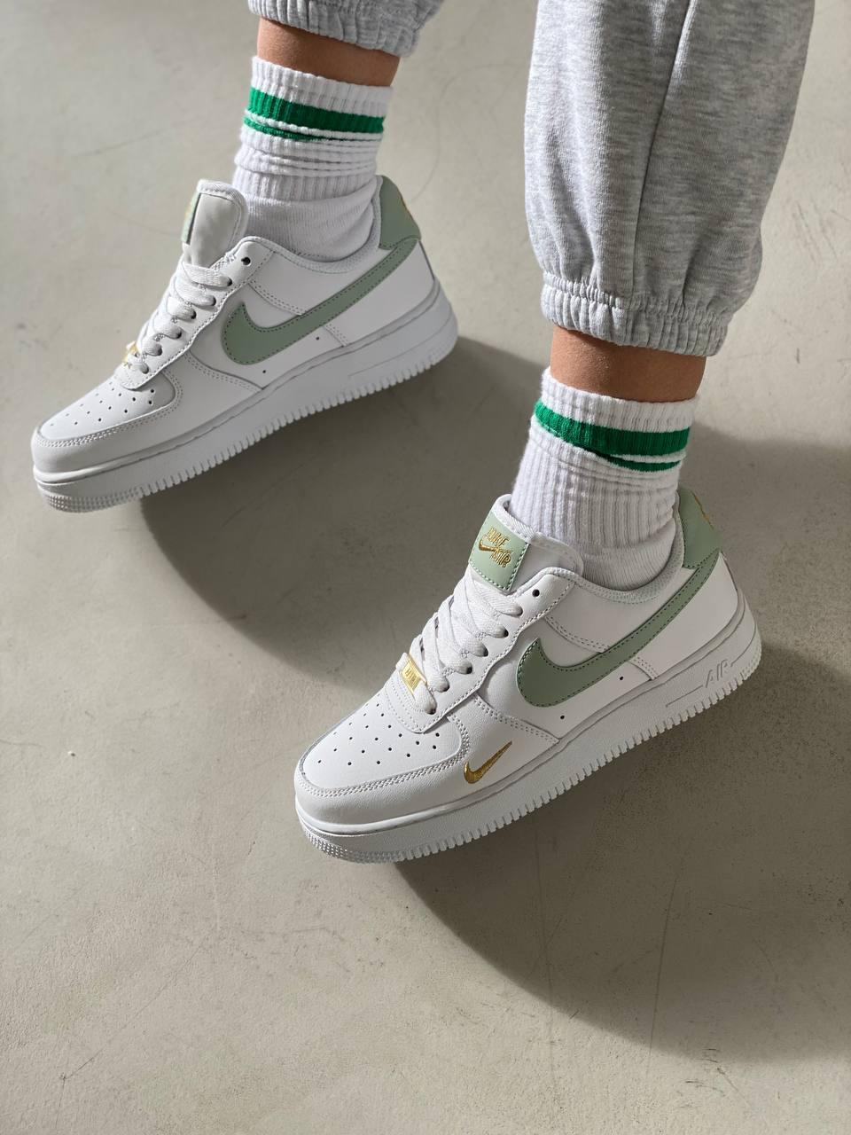 Nike Air Force 1 Low '07 Essential Green