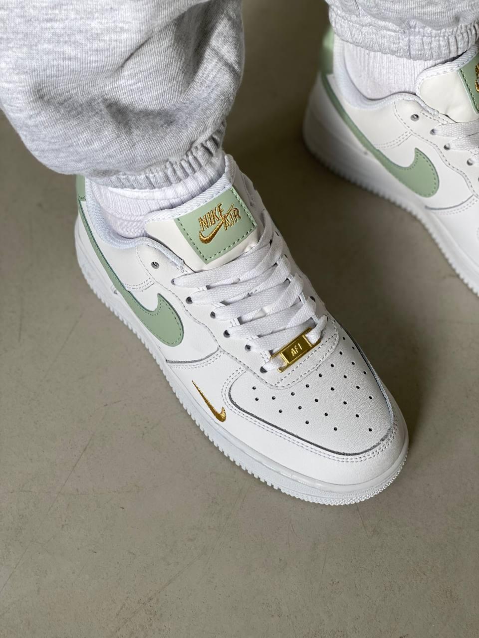 Nike Air Force 1 Low '07 Essential Green