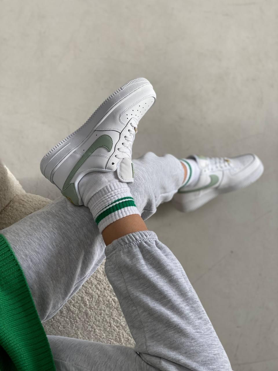 Nike Air Force 1 Low '07 Essential Green