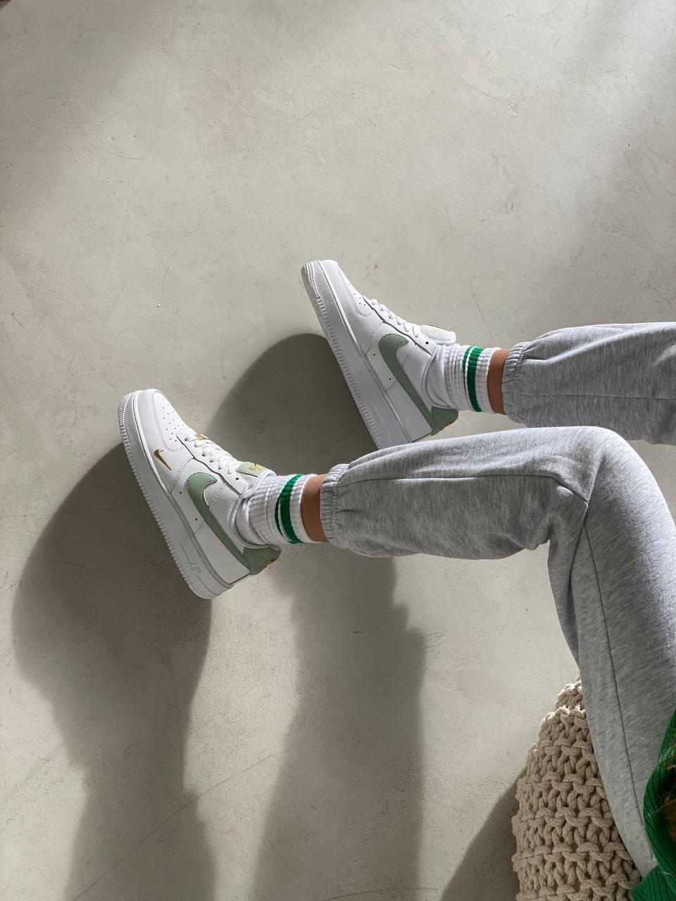 Nike Air Force 1 Low '07 Essential Green