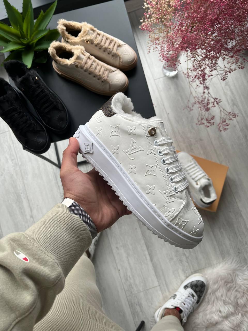 Louis Vuitton White v2