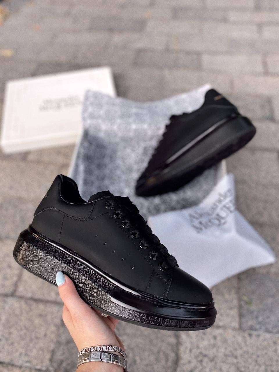 Alexander McQueen Black
