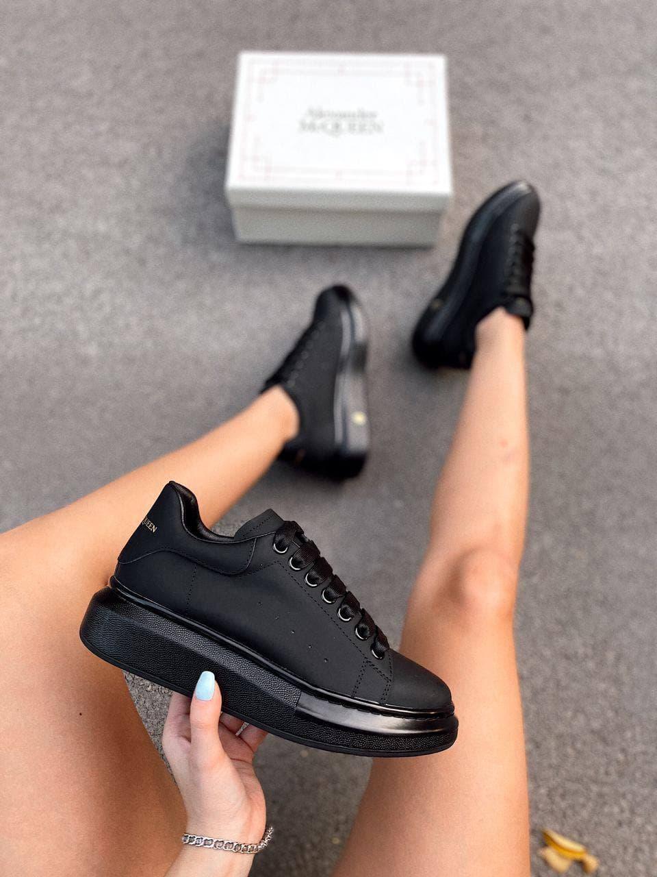 Alexander McQueen Black