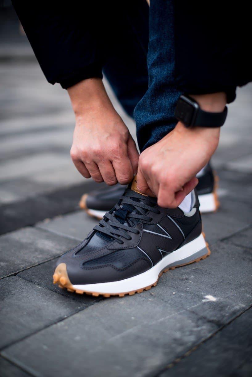 New Balance 327 Casablanca Black White