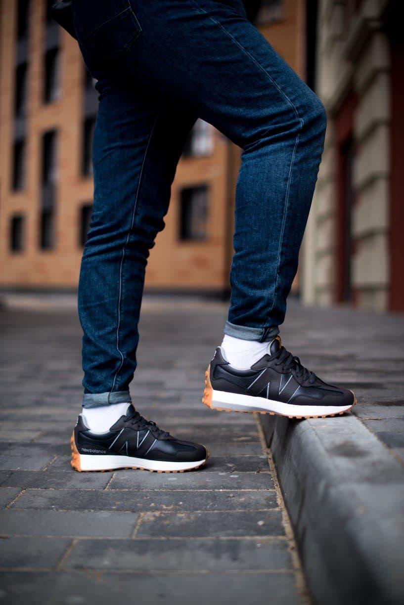 New Balance 327 Casablanca Black White
