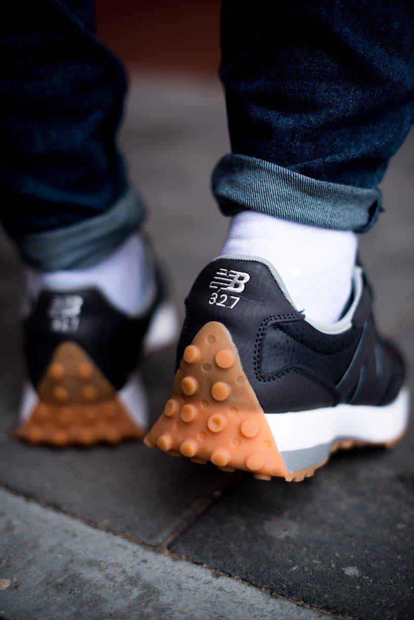 New Balance 327 Casablanca Black White