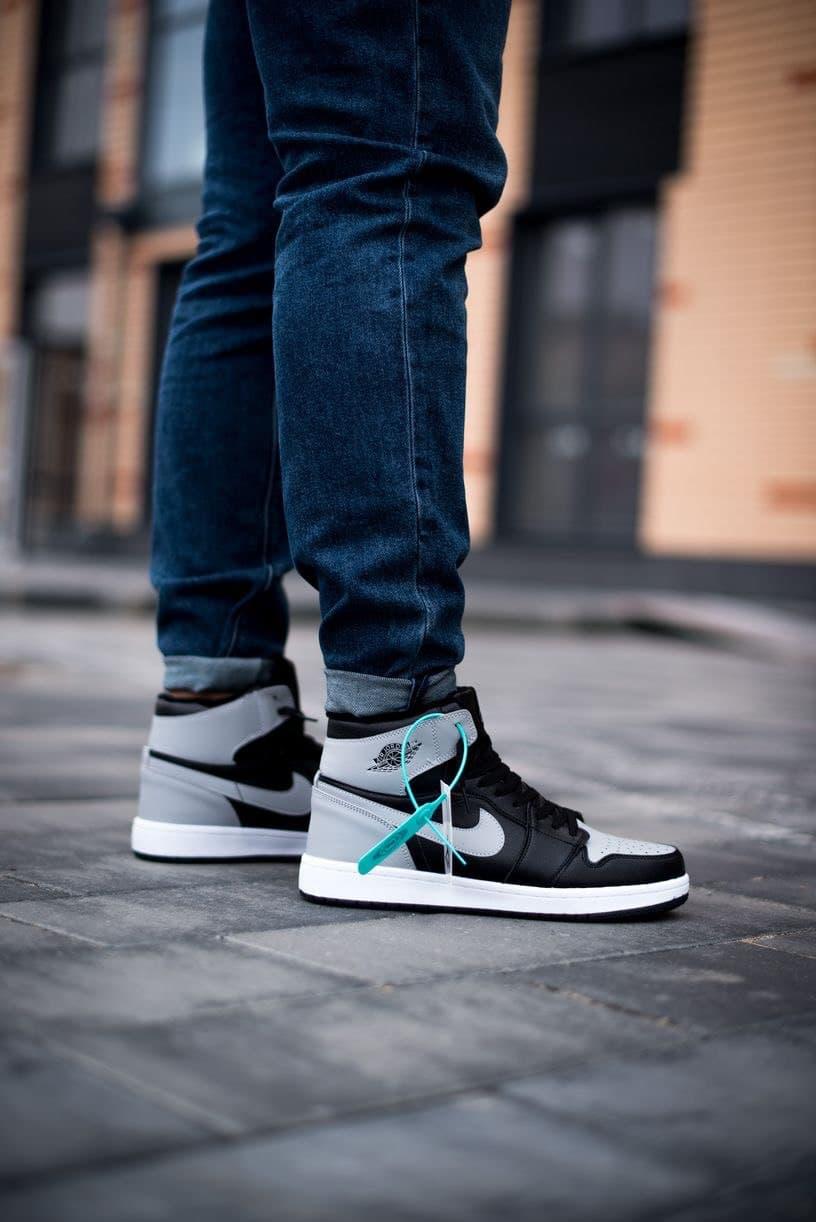 Jordan Retro 1 High Black Grey White