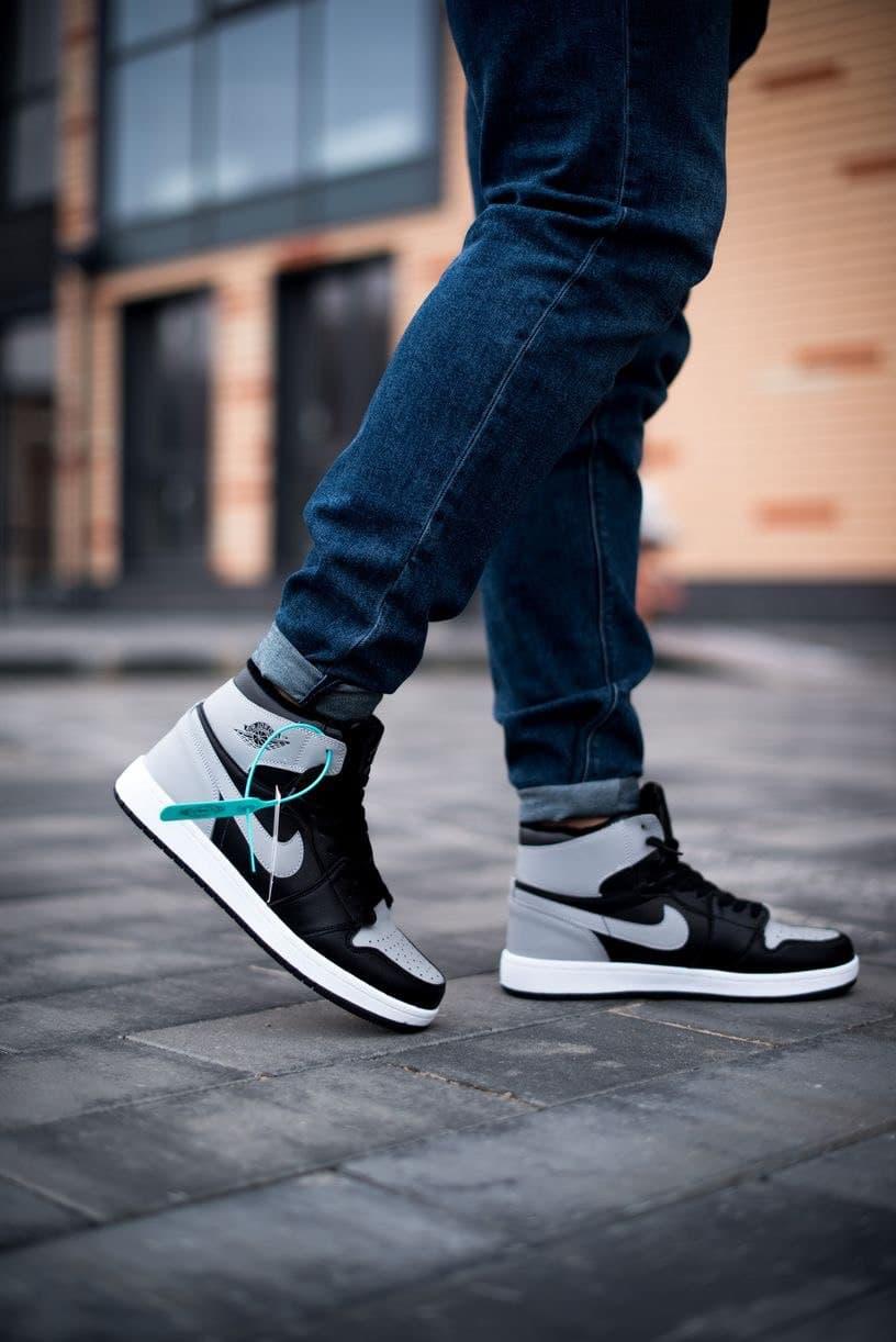 Jordan Retro 1 High Black Grey White