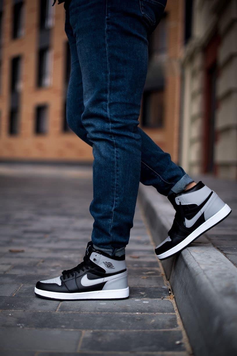 Jordan Retro 1 High Black Grey White