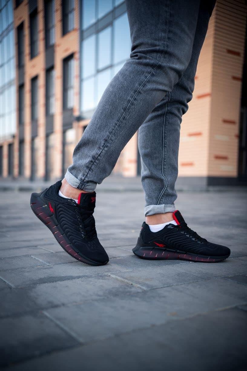 Reebok Zig Kinetica Black Red