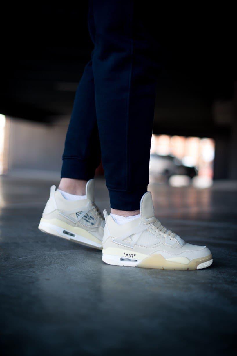 Air Jordan AIR JORDAN 4 RETRO Off-white-Sile