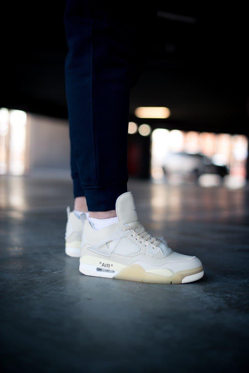 Air Jordan AIR JORDAN 4 RETRO Off-white-Sile