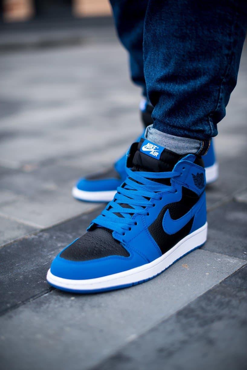 Jordan Retro 1 High Blue black