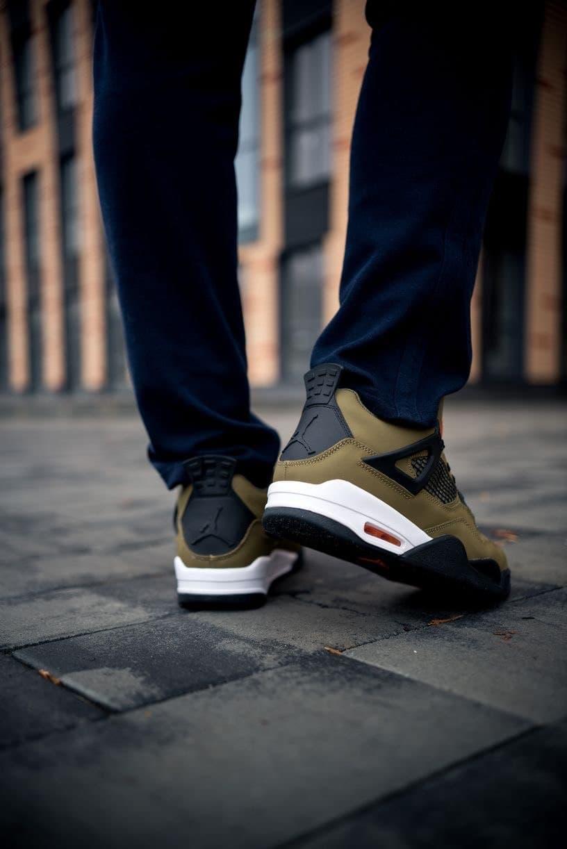 Jordan Retro 4 Khaki Black White