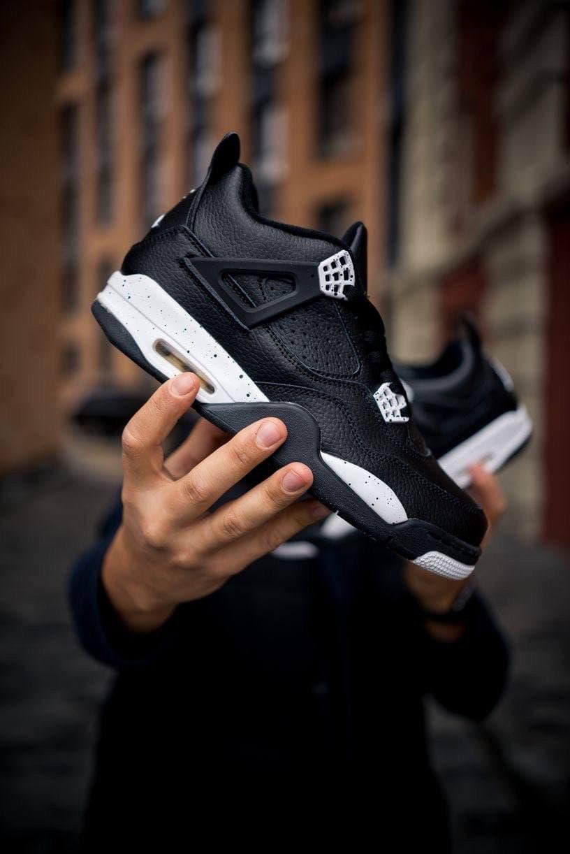 Jordan Retro 4 Oreo
