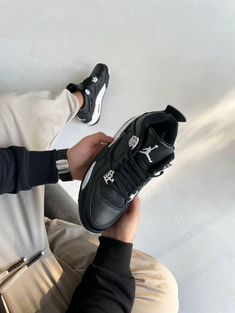 Jordan Retro 4 Oreo