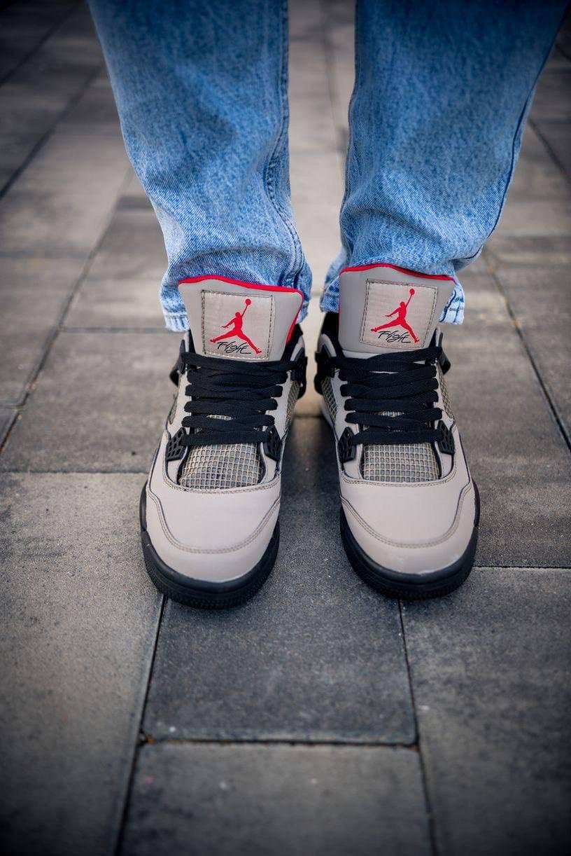 Jordan 4 Retro Taupe Haze