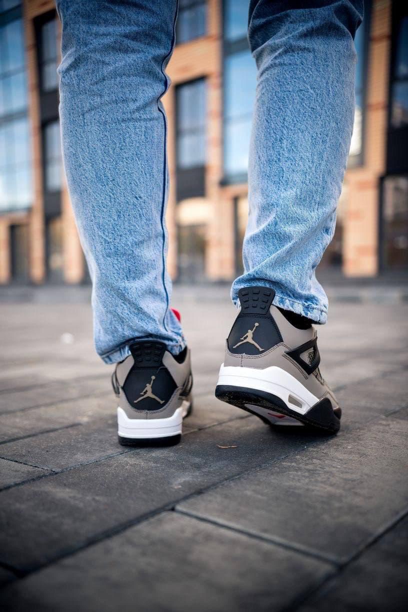 Jordan 4 Retro Taupe Haze