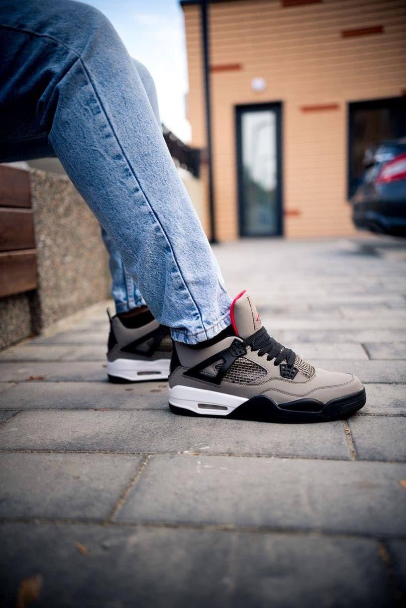 Jordan 4 Retro Taupe Haze